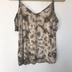 Soft and sexy cold shoulder tank top
